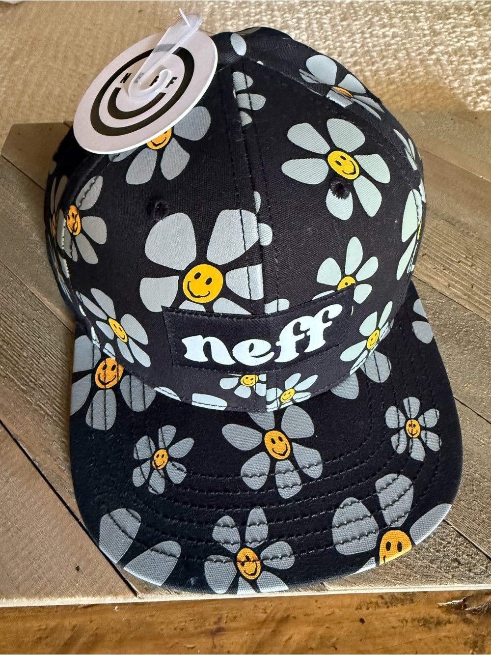 NEFF Forever Fun Daisys Black Cap NWT